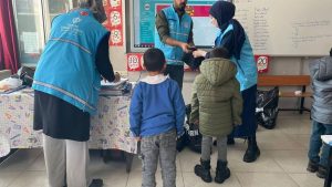 Kars’ta gönülleri ısıtan hareket: “Kış Bayramı” köy okullarına ulaştı – Birlik Haber Ajansı