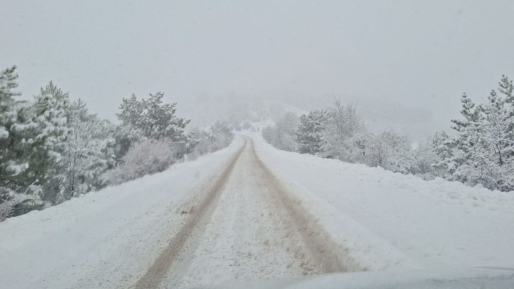 Başkentin tarihi ve turistik ilçesi Beypazarı’nda kar yağışı – Birlik Haber Ajansı