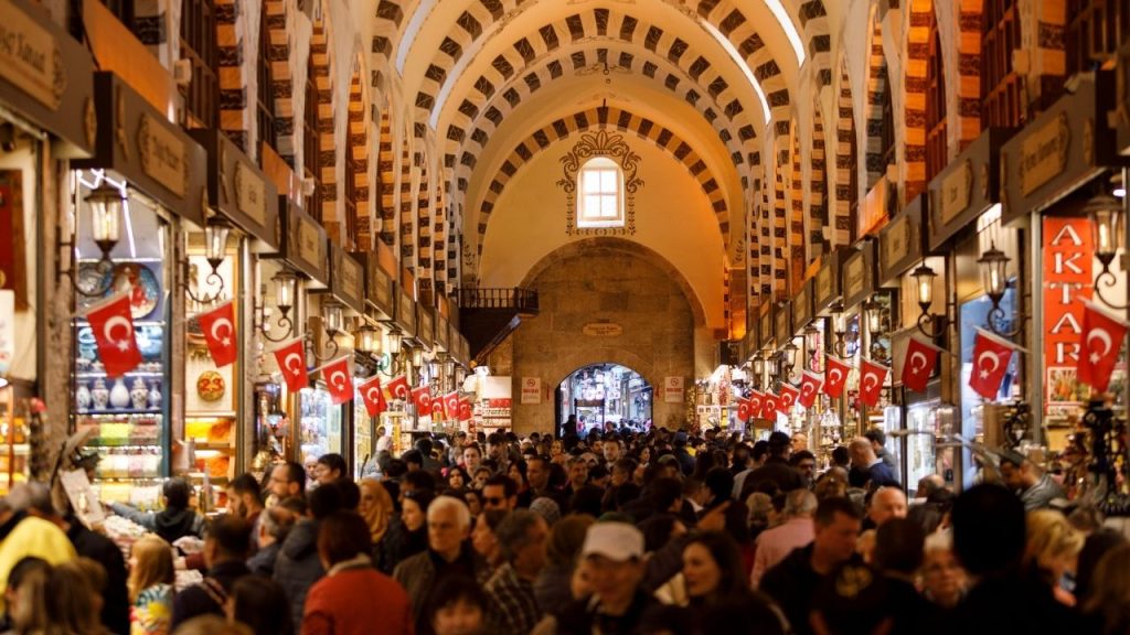 Kapalıçarşı merkezli kara para operasyonunda 68 şüpheli yakalandı – Birlik Haber Ajansı