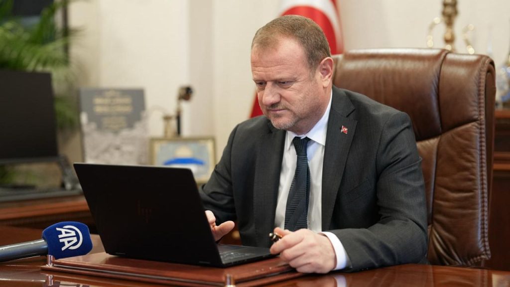 RTÜK Başkanı Mehmet Daniş, “Bir Güneş Doğuyor” fotoğrafını seçti – Birlik Haber Ajansı