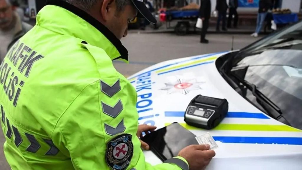 TBMM’de trafik ve milli park düzenlemeleri: Saldırgan sürücüye 180 bin lira ceza – Birlik Haber Ajansı