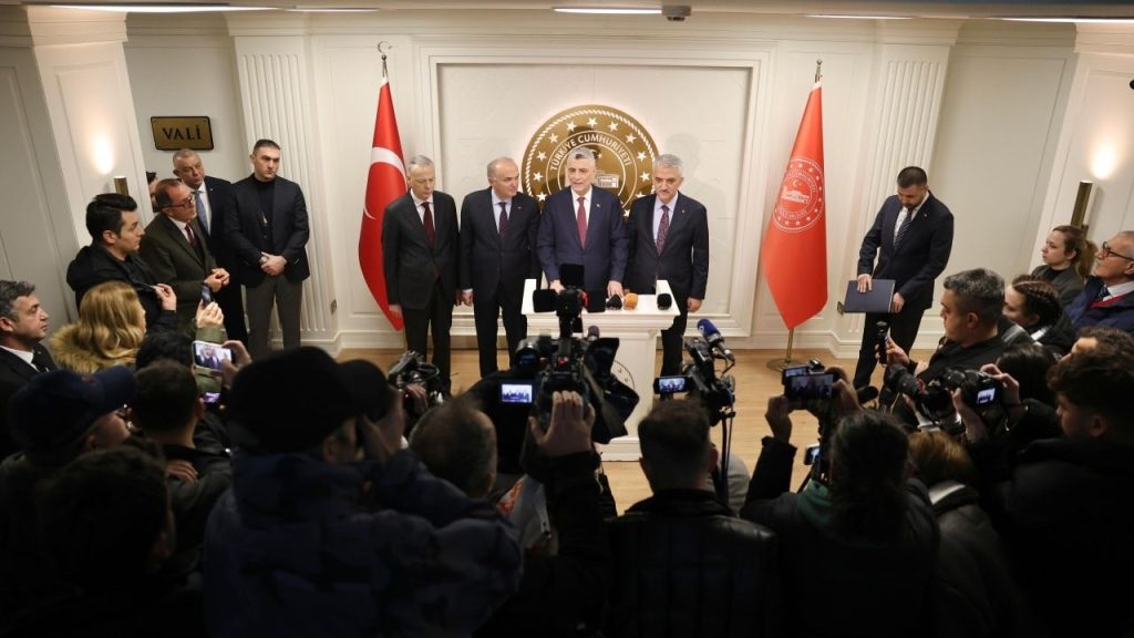 Düzce Valisi Makas, kısa sürede halkın güvenini kazandı – Birlik Haber Ajansı